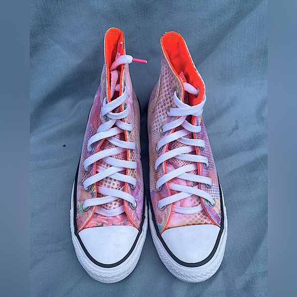 Converse Chuck Taylor All Star Hi ‘Digital Floral- Lava’ - 553296F - Picture 5 of 8